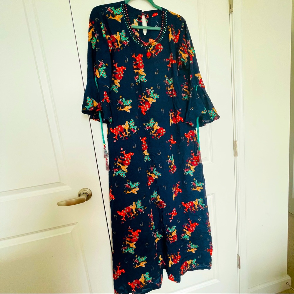 Beautiful Kurta Dress blue bell sleeve at elbow